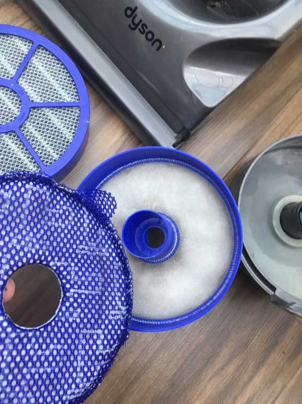 What to Do If a Dyson Vacuum Cleaner 