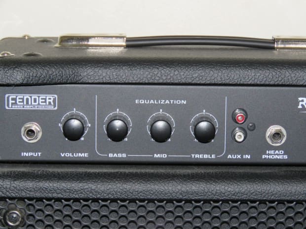 5 watt bass amp