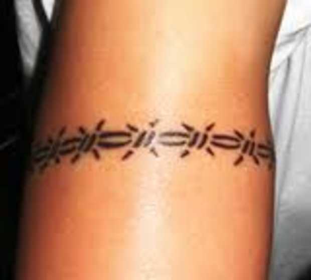 Barbed Wire Tattoos Meanings Designs And Ideas Tatring