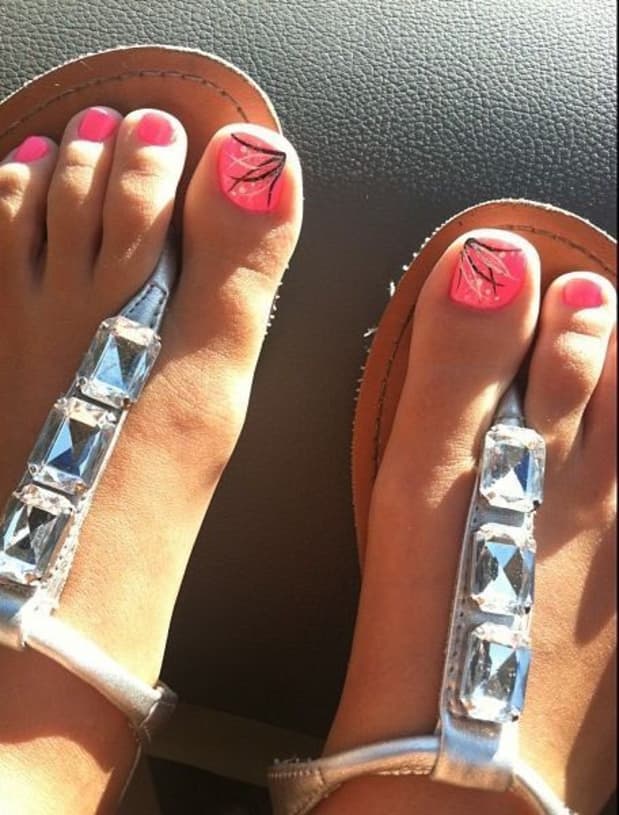 pedicure ideas summer 2022