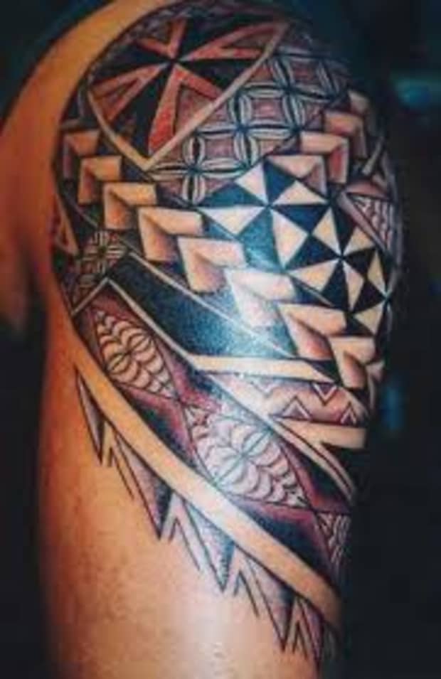 Hawaiian Tattoo Designs, Meanings, and History - TatRing