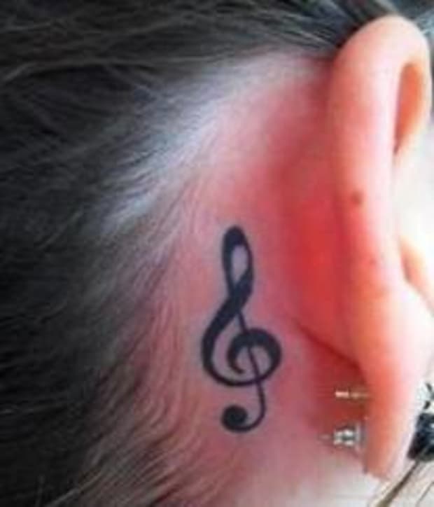 Ear Tattoo Ideas: Behind-the-Ear Tattoos and More (Photo Guide) - TatRing