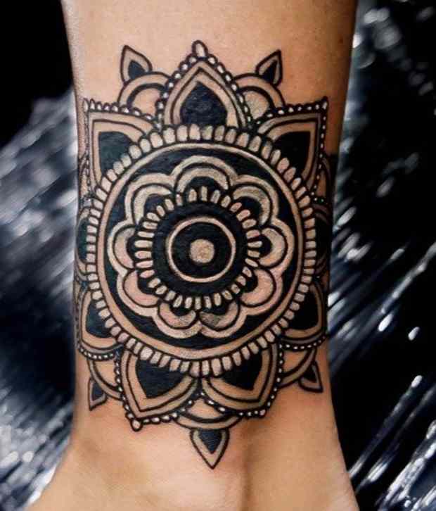 Gorgeous And Badass Tattoo Ideas For Women Tatring
