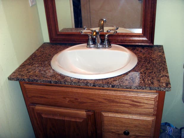 Bathroom Vanity Countertop, Replace Laminate Bathroom Countertop