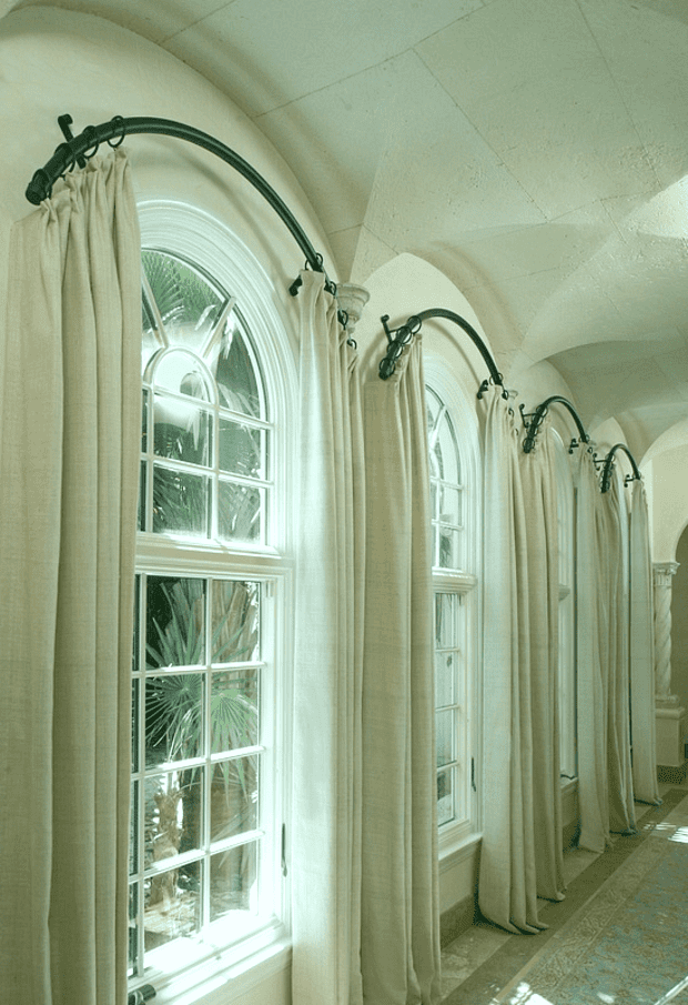 The Best Curtains For Arched Windows, How To Put Curtains On Curved Windows 10