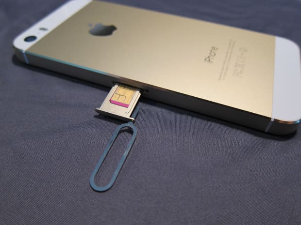 iphone will not read sim card