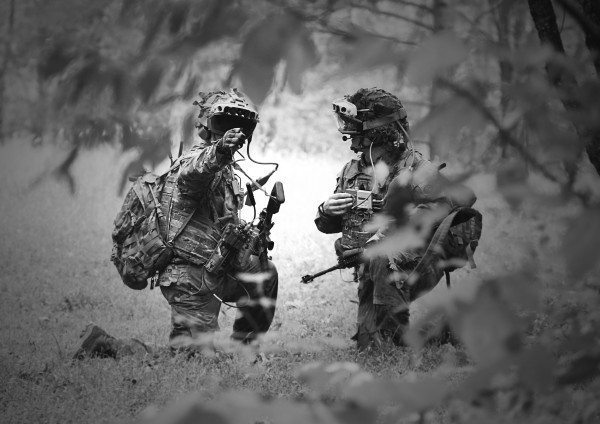 How the Army’s futuristic new goggles are changing the mechanics of shooting, according to soldiers