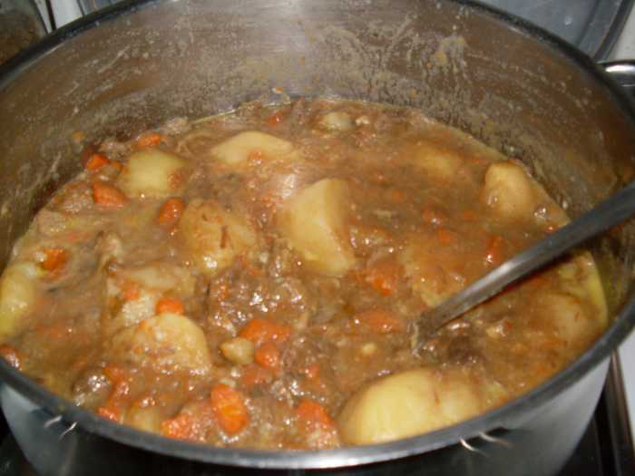 How to Make Scouse, the Traditional Liverpool Stew Delishably