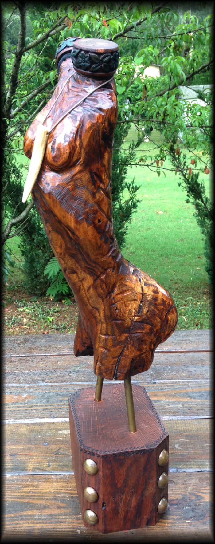 How to Carve a Beautiful Wood Sculpture From Fallen Tree Limbs