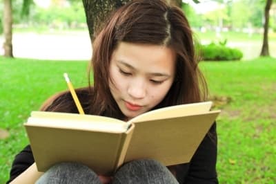 Know the most common grammatical mistakes in English as a Second Language and learn how to correct them easily and quickly.