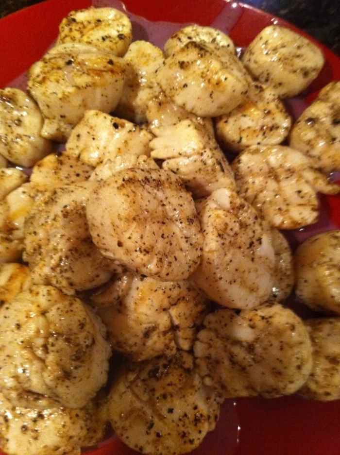 How to Grill Sea Scallops (Recipe) Delishably