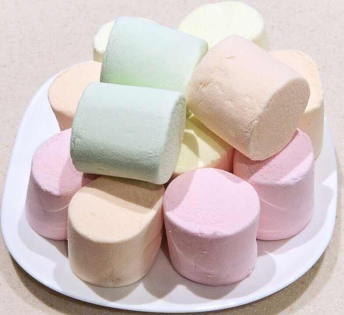 Marshmallows of different colors and flavors