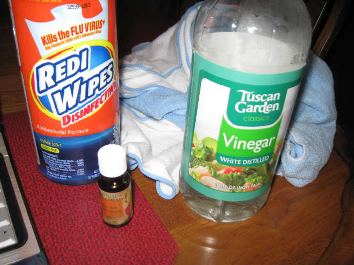 Make your own disinfectant wipes with just a few simple ingredients you probably already have at home!