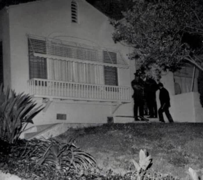 Detectives gather outside the LaBianca residence at 3301 Waverly Drive, in the early morning hours of August 10, 1969.