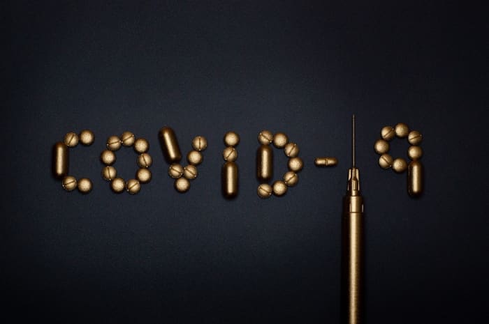 COVID-19 is one of the names given to the novel coronavirus. Image by Miguel Á. Padriñán @ Pixabay.