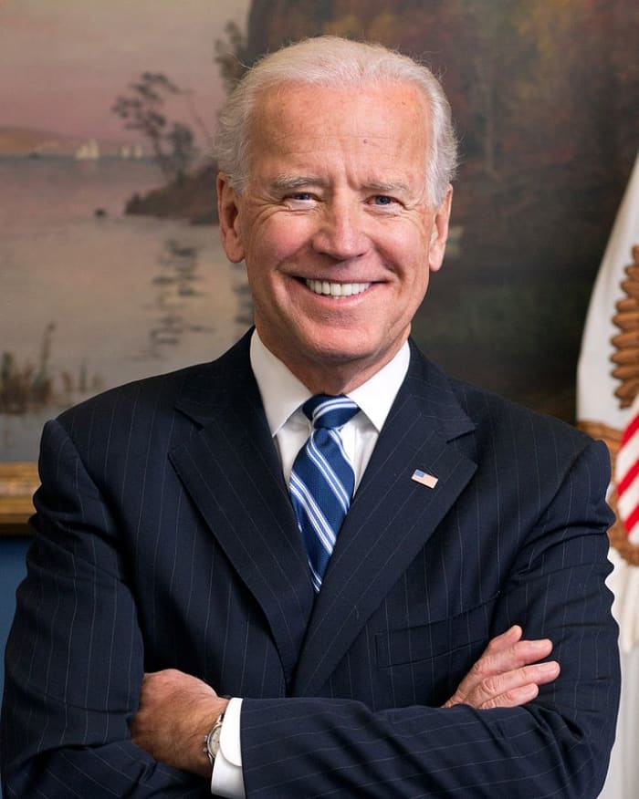 Official portrait of Vice President Joe Biden in his West Wing Office at the White House, Jan. 10, 2013.