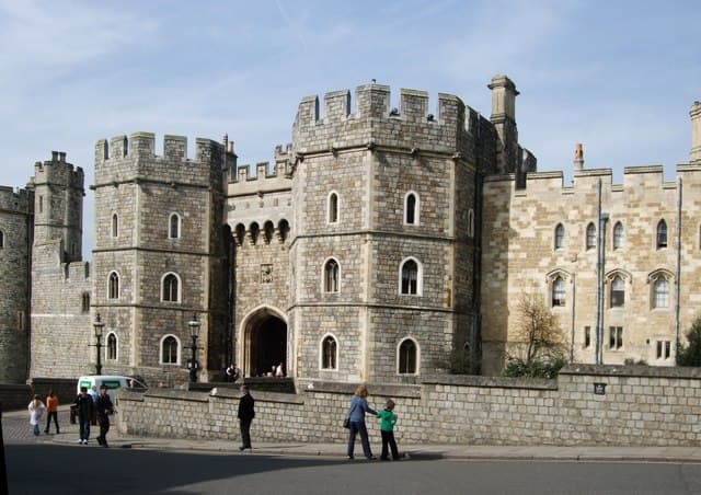 Windsor Castle is one of the Queen's favourite residences. Her father, George VI, reportedly saw the ghost of Anne Boleyn in the castle.