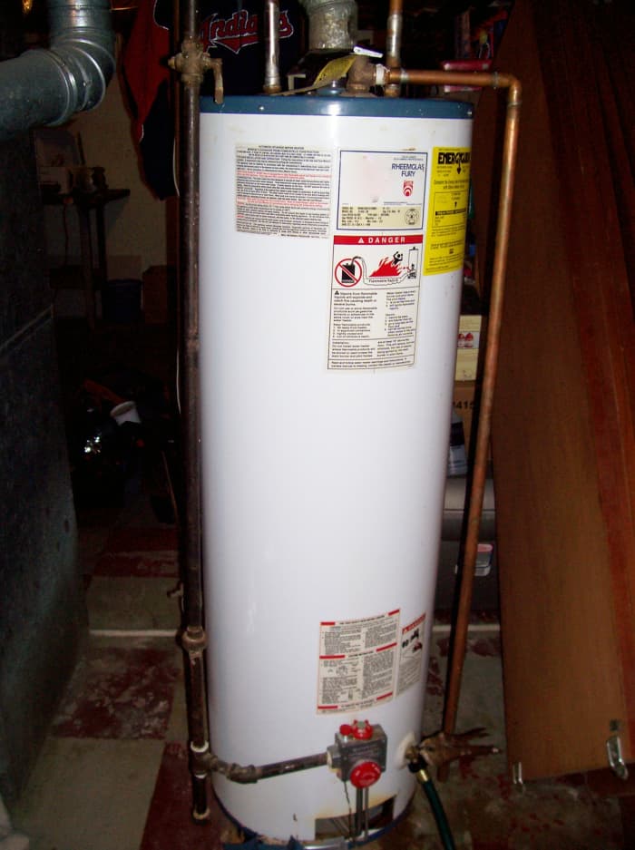 how-to-drain-a-water-heater-fast