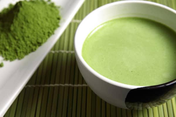 Matcha green tea contains many properties that are beneficial to overall health, making it an ideal part of your skin care routine.