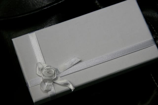 The best gift for a second wedding or older couple may not come in a box, though it's still nice to wrap up and bring a gift, even if it's a wrapped up gift certificate.