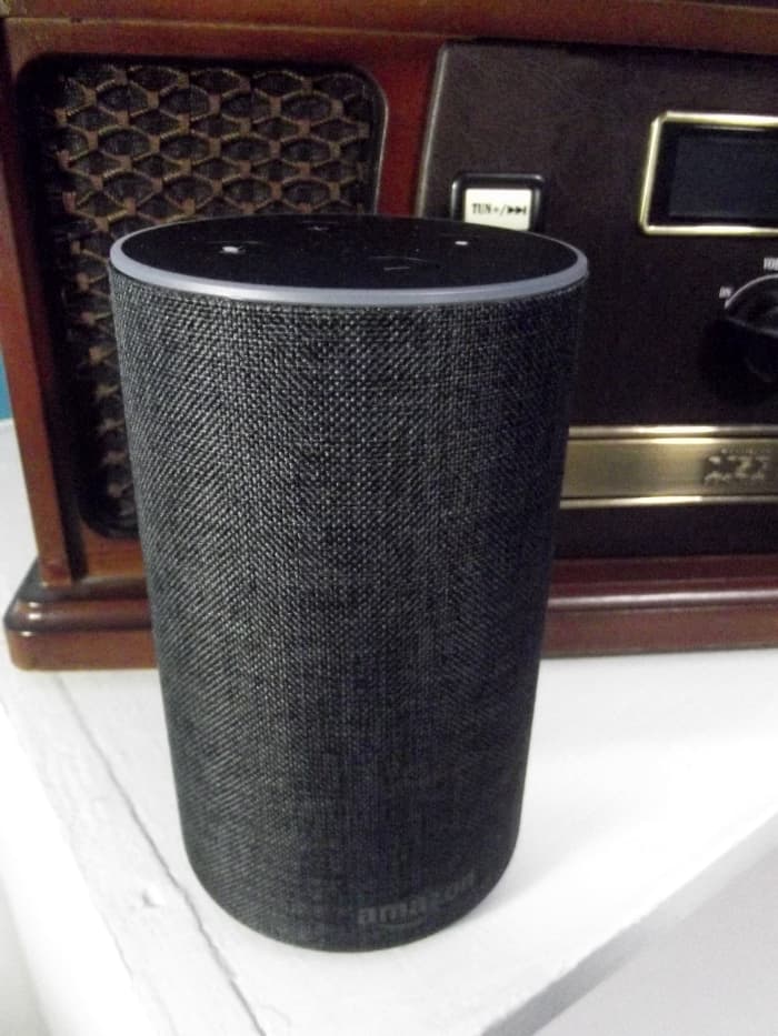 Review of the Amazon Echo Smart Speaker With Alexa - HubPages