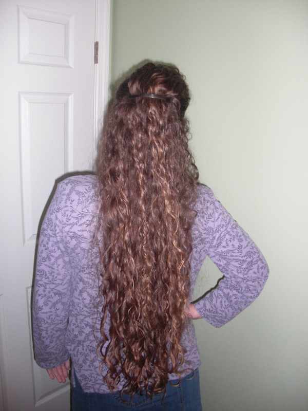 If this homemade hair gel can tame my locks, it can tame anyone's! 