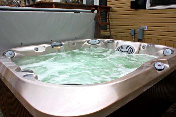 J-365 Jacuzzi Hot Tub Review - Dengarden - Home and Garden