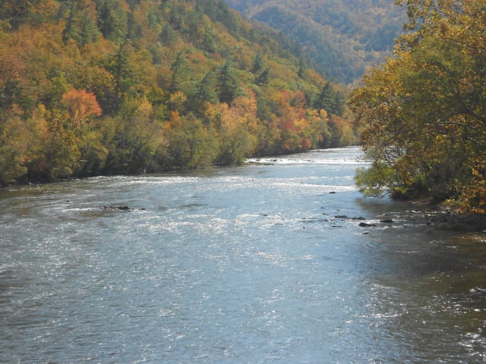 This is the view from the edge of Hot Springs at the French Broad River. The town center is about 1 minute away by foot.