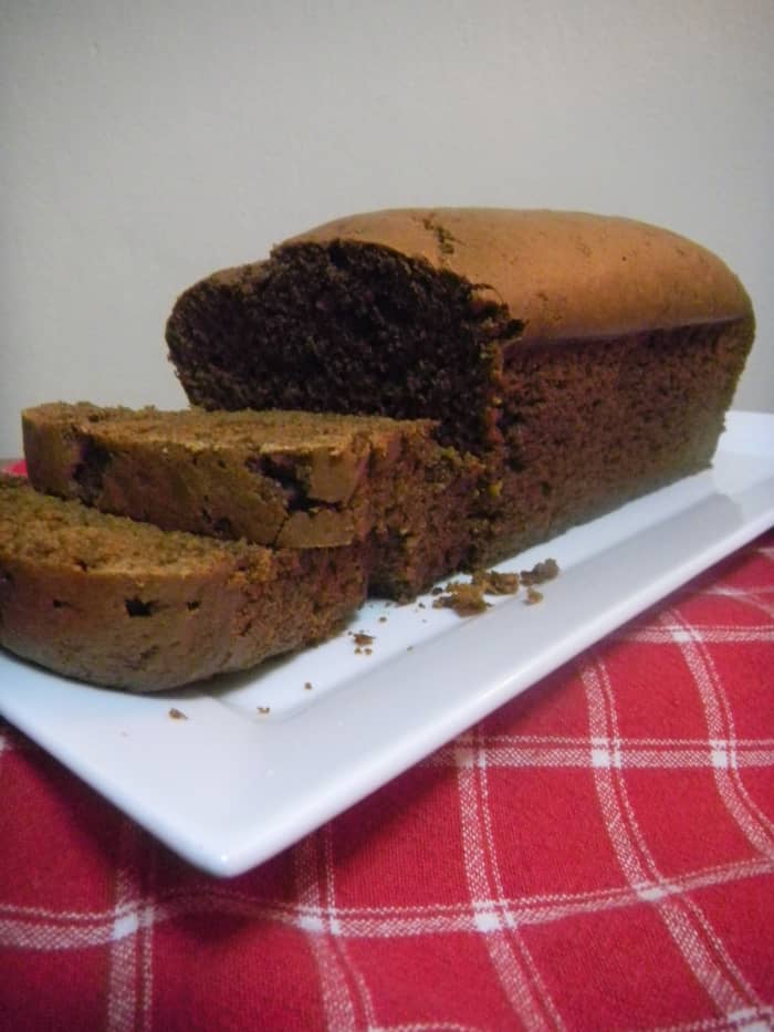 jamaican-ginger-cake-recipe-delishably