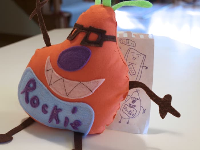 How to Make a Stuffed Toy From a Drawing