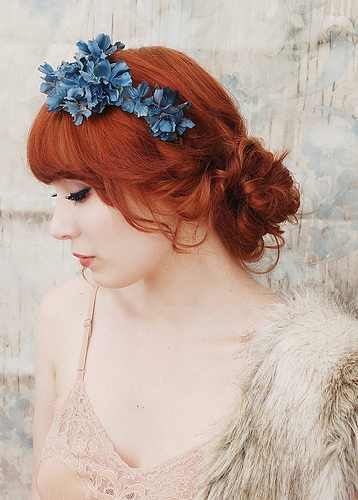 Discover how to incorporate some looks from the Romantic era into your modern wardrobe.