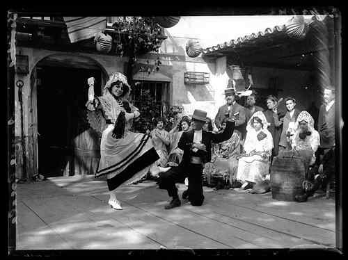 spanish-traditional-flamenco-dress