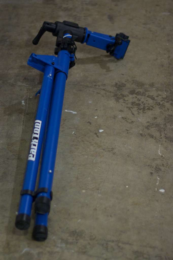 3 Best Inexpensive Bicycle Repair Stands for 2019 Reviews & Tips