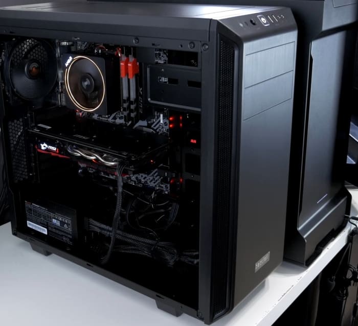 Looking for the perfect gaming PC build for your $700 to $800 budget? Here's a look at an AMD and Intel build with all of the right parts.