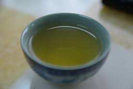 How Much Green Tea to Drink to Lose Weight - CalorieBee