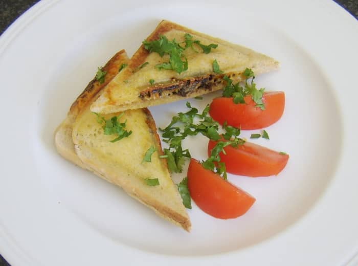 A haggis and Scottish cheddar cheese toastie is just one of the slighly unorthodox but delicious haggis recipes found on this page