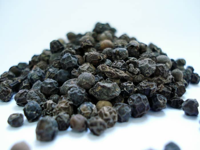 why-is-black-pepper-good-for-you-remedygrove