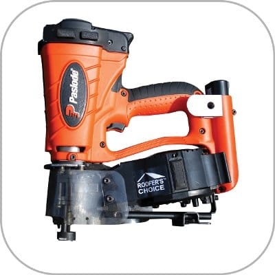 Paslode cr175cのコードレス屋根ふきのnailer（コイルの雑誌）。