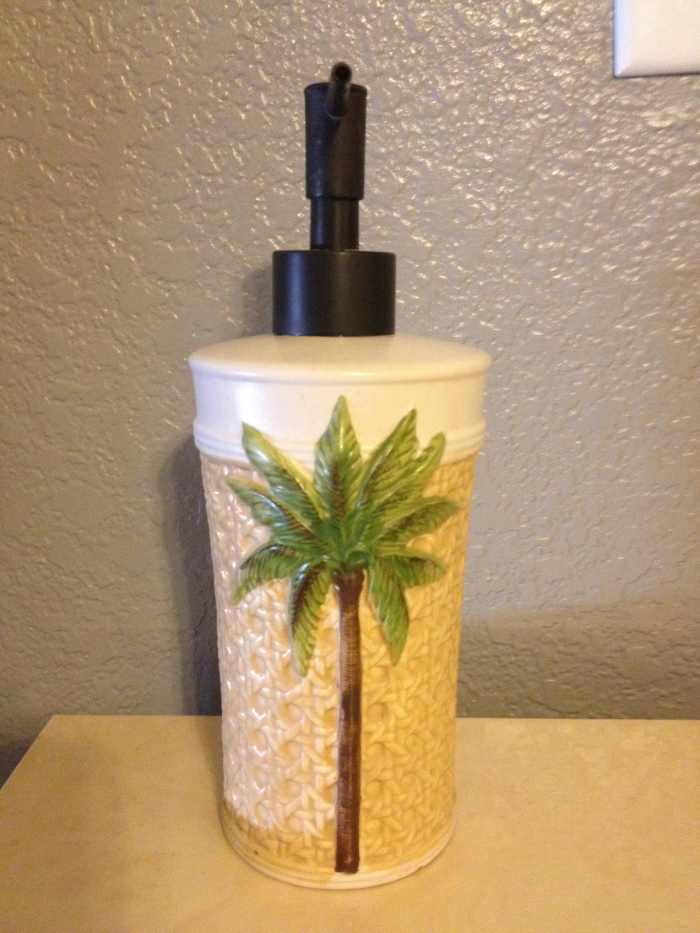 All-In-One Homemade Body Wash, face wash, and sulfate free shampoo and conditioner in a Pump