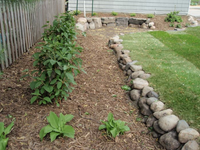 Natural rocks as edging