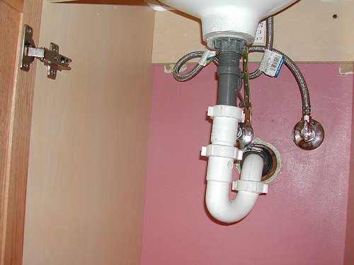 Half bath pipes