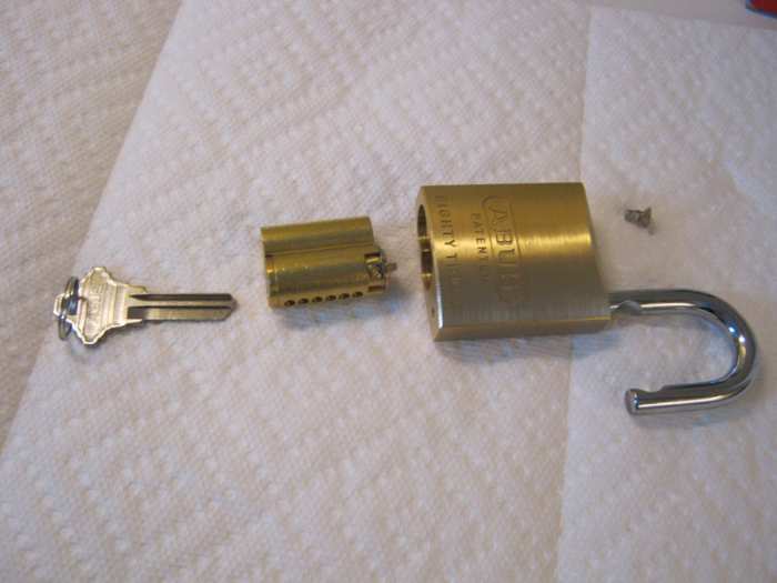 How to Rekey the Abus 83/45 Rekeyable Padlock Dengarden