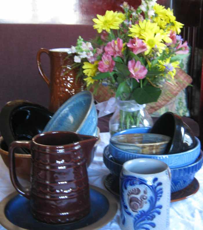 Shabby Chic Decorating With MixandMatch Vintage Dinnerware Dengarden