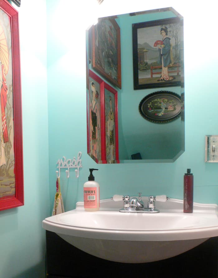 Sizing the Mirror Above Your Bathroom Vanity Dengarden