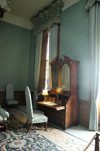 The English country house, from whence all shabby chic floweth. (Belton House, Creative Commons).