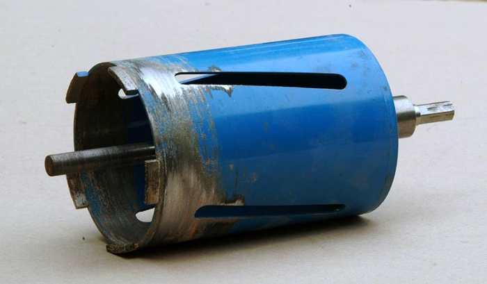 Diamond core hole saw