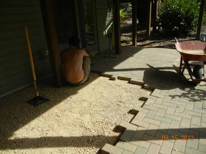 How to Lay Pavers for a Patio Fixing a Brick Patio Yourself Dengarden