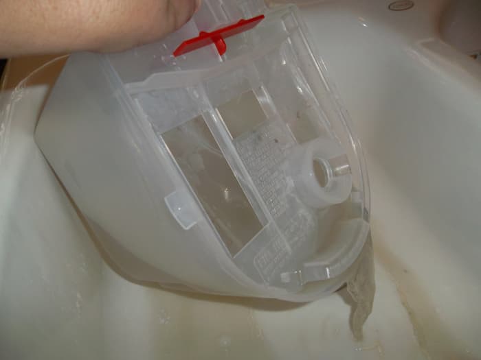 The Bissell unique 2-in-1 water tank keeps the cleaning solution separated from the dirty water.