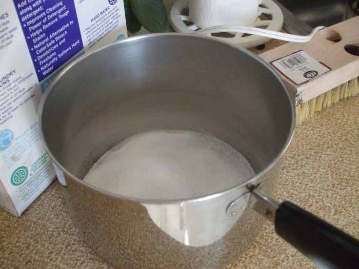 Preparing Borax mixture