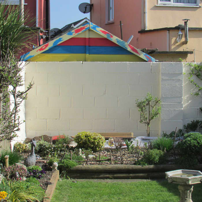 How to paint a concrete wall